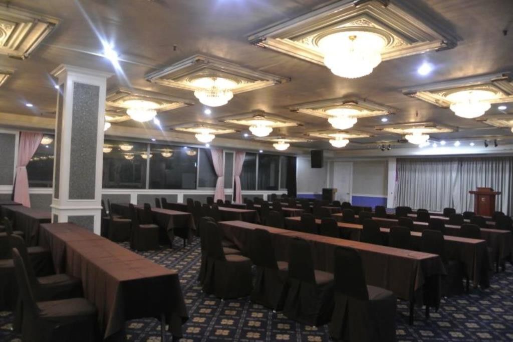 Lake Hills Hotel Songnisan Boeun Ngoại thất bức ảnh