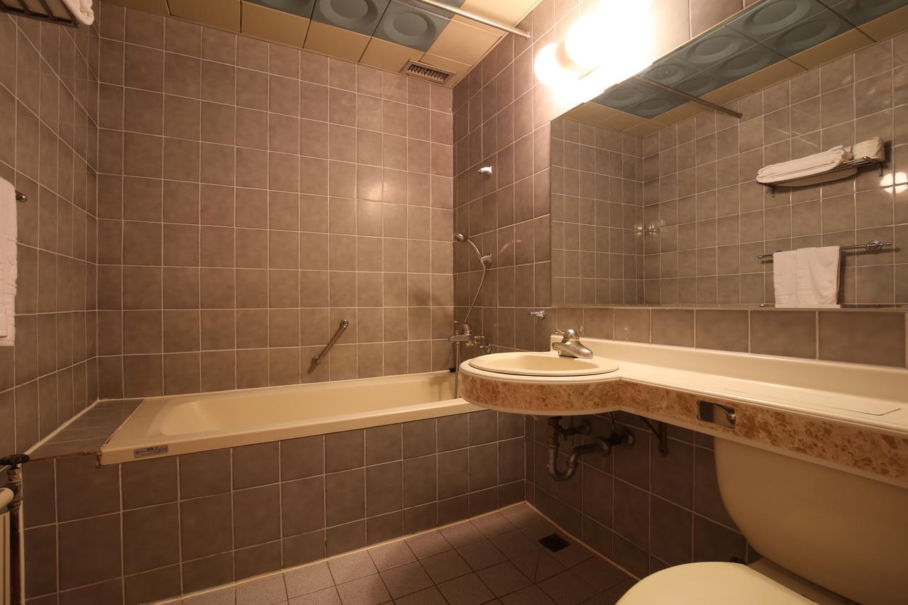 Lake Hills Hotel Songnisan Boeun Ngoại thất bức ảnh