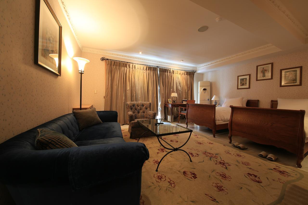 Lake Hills Hotel Songnisan Boeun Ngoại thất bức ảnh