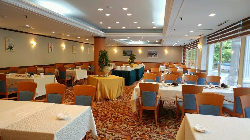 Lake Hills Hotel Songnisan Boeun Ngoại thất bức ảnh